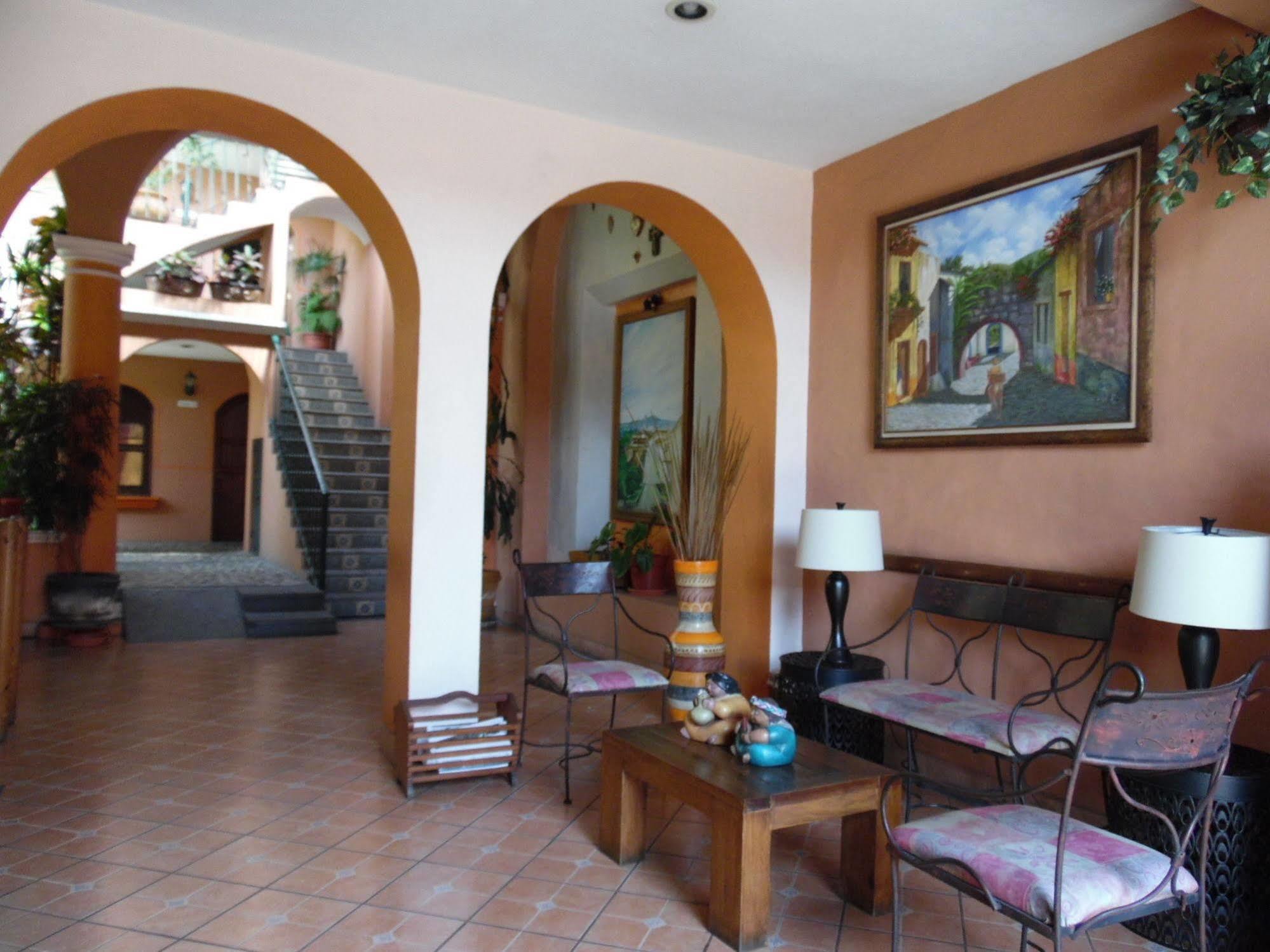Hotel Posada San Jeronimo โกอาเตเปก ภายนอก รูปภาพ