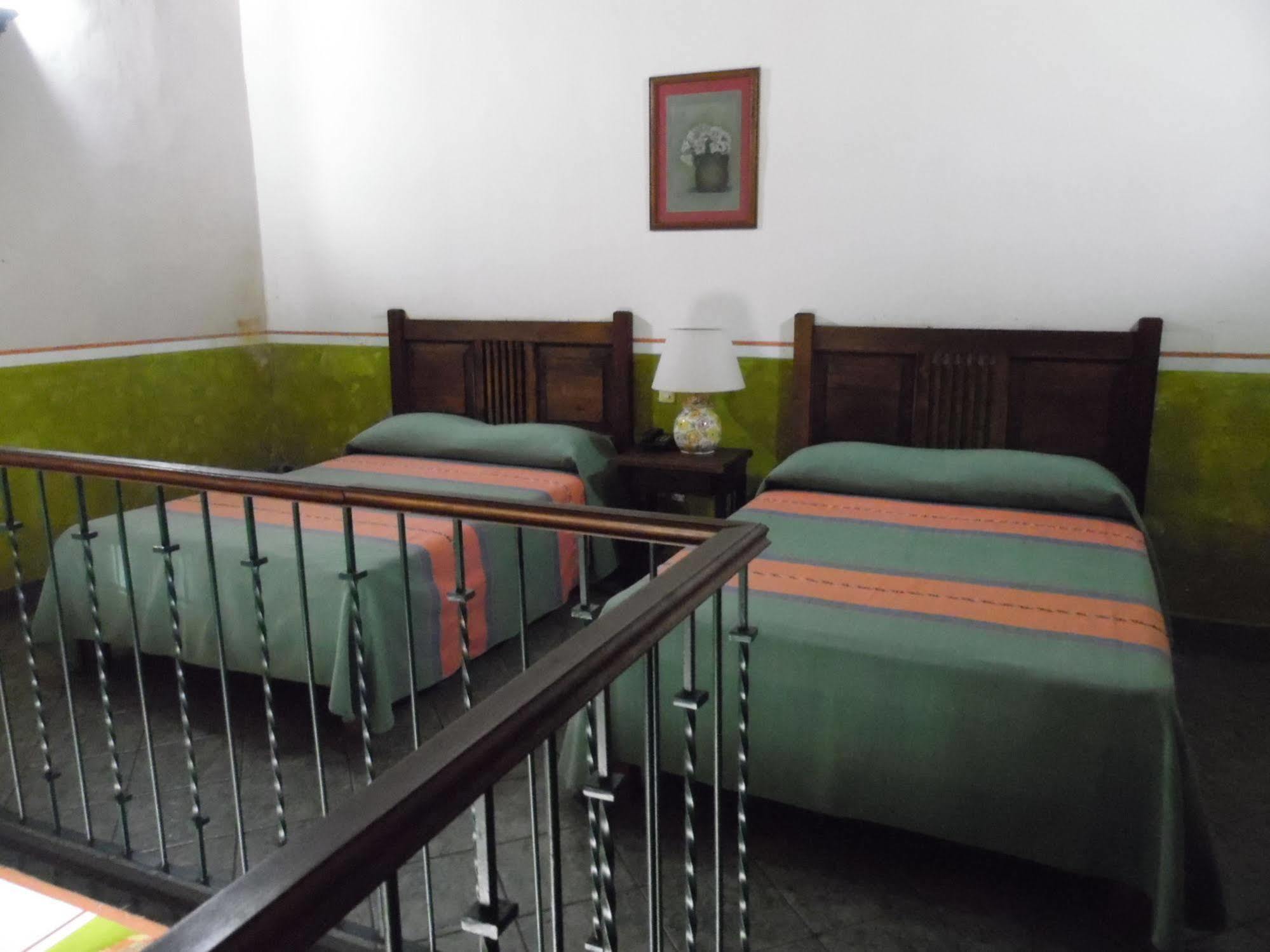 Hotel Posada San Jeronimo โกอาเตเปก ภายนอก รูปภาพ
