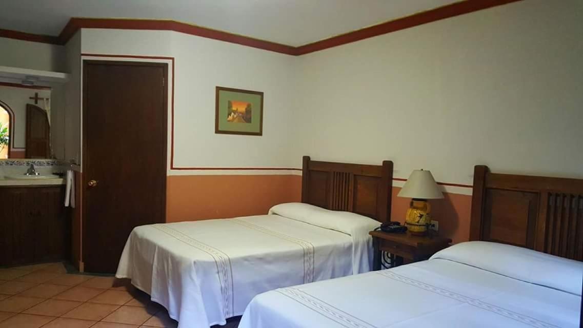 Hotel Posada San Jeronimo โกอาเตเปก ภายนอก รูปภาพ